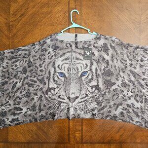 NWT White Mark Shawl w/ Animal Print and fringes